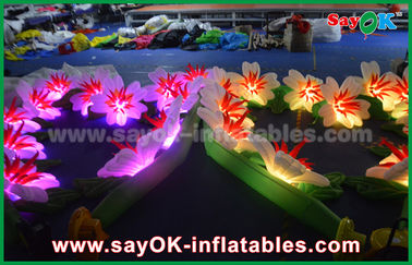 Nylonstoff-aufblasbare beleuchtende Partei-Dekoration der Hochzeits-8m, die aufblasbare Blumen-Modelle mit Fernprüfer beleuchtet