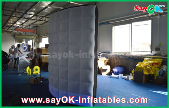 Weihnachtspassfotoautomat-Schwarz-/weißeaufblasbare geführte beleuchtende Wand aufblasbares Photobooth für Hochzeits-Ereignis