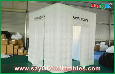 Aufblasbare Tür-weißes aufblasbares tragbares Würfel Photobooth-Zelt des Foto-Studio-3 mit 2.5m Größe