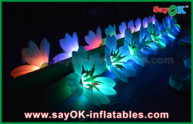 Große aufblasbare Beleuchtungs-Dekorations-aufblasbare Hochzeits-Blumen-Kette mit LED-Licht für Dekoration
