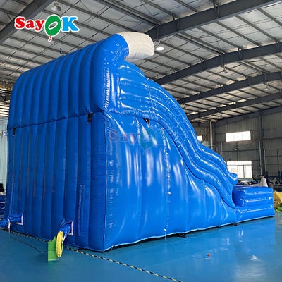 Aufblasbare Wasserrutsche mit Schwimmbad