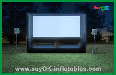 Einem doppelten Zweck dienende aufblasbare Kinoleinwand/aufblasbare Anschlagtafel
