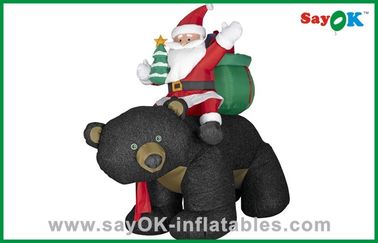 Weihnachts-Sankt-Schneemann-aufblasbare Weihnachtsdekoration mit Geschenk und schwarzem Bären