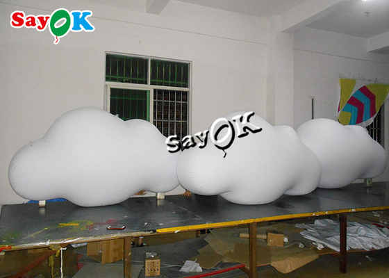 3m 10ft kundenspezifische aufblasbare Produkt-Decke, die PVC-Wolken-Ballon mit LED-Lichtern hängt