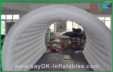 Wasserdichtes weißes aufblasbares Ereignis-Luft-Zelt, kundengebundenes aufblasbares Tunnel Outwell-Luft-Zelt