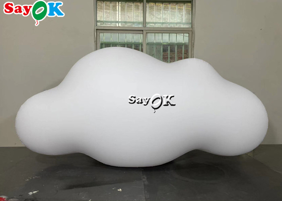 kundenspezifische aufblasbare Produkt-Decke 210D Oxford, die PVC-Wolken-Ballon mit LED-Lichtern hängt