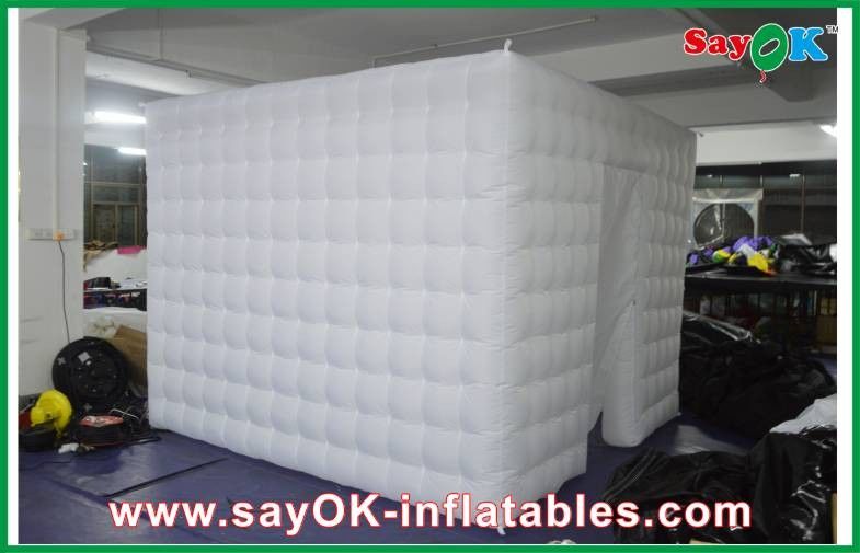 Aufblasbare Passfotoautomat-Mietattraktiver aufblasbarer Passfotoautomat führte Licht mit einer Tür Logo Printing