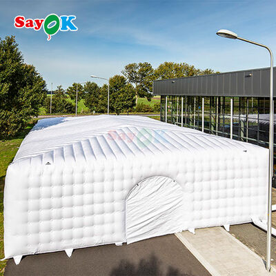 Sayok Guangzhou angepasstes riesiges weißes Würfel aufblasbares Zelt für Outdoor-Veranstaltung Hochzeit 200 Personen