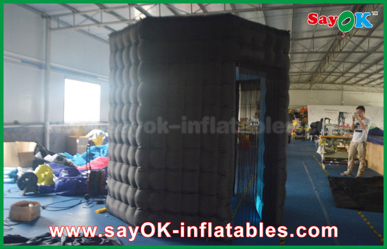 Passfotoautomat-Hochzeit stützt den aufblasbaren Blakc-Achteck-Passfotoautomaten, der nach innen mit LED-Licht-Oxford-Stoff weiß ist